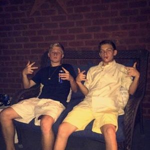 Meet your Posher, Brady